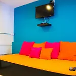 Baan Pug Takayai Guesthouse