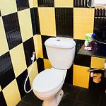 Baan Pug Takayai Guesthouse