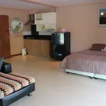 Sunee Beach Apartment Laem Mae Phim Rayong