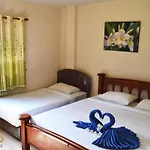 Tha-Pap Resort