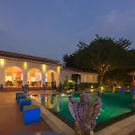 Pictory Garden Resort