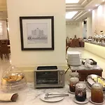 Ploy Palace Hotel