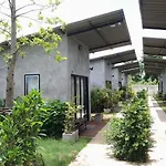 Pran River View Resort
