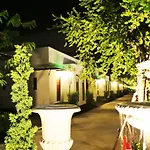 Larena Villa And Resort