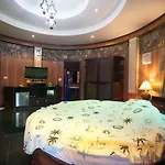 Two Tiger Resort & Spa