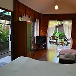 Oasis91 Resort & Restaurant
