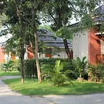 Samyod Resort