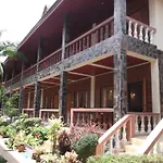 Family House Resort