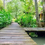 Parn Dhevi Riverside Resort & Spa