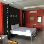 Na Kabin Resort