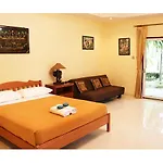 Areeya Resort