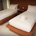 Merdelong Hotel
