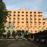 Paradorn Inn