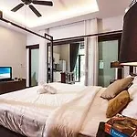 Anon Villa