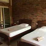 I-In Resort