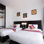 Saksuksmile Resort