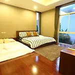 Anb-Glass House Pool Villa-3Br Close To Jomtien Beach