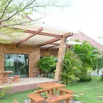 Thaisomboon Bighome Resort