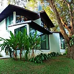 Vorona Resort