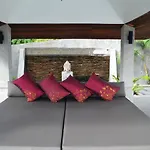 Oasis De Madame