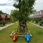 Grand Garden Home