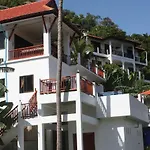 Villa Moore