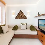 Villa Analaya
