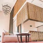 Grande Caribbean Family Apartment