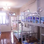 5 Minute Hostel
