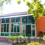 Phalaburi Resort