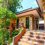 Phalaburi Resort