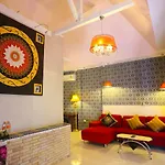 Phalaburi Resort