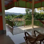 Baan Pak Phutawan Resort