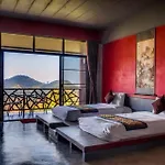 Wang Put Tan Boutique House