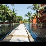 Away Las Tortugas At Hua Hin