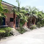 Baanruenkwan Resort