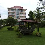 Buathip Resort