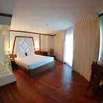 River City Hotel