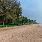 Sandy Beach Condo 17D