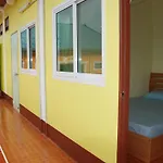 Puangpayom Resort