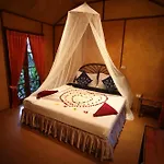 Tropical Garden Lounge