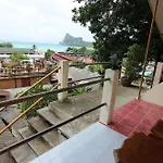 Tara Inn At The Rock