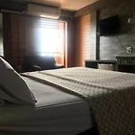 Wandee House