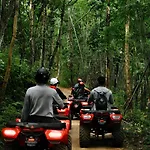 Phutarntree Resort