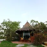 Amphawa Club Resort