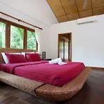 Baan Suan Far-Sai