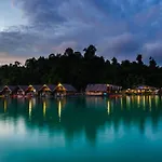 Keeree Warin Chiewlarn Resort