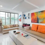 G-1 Apartment Holiday Rental Service