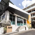 Asia Lampang Hotel