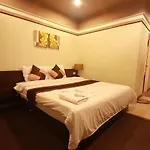 Narakul Resort Hotel